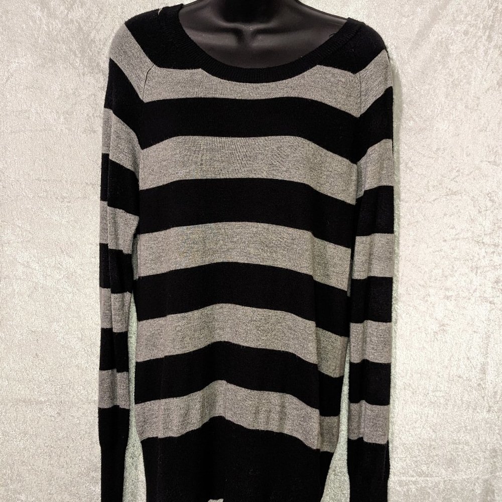 Mossimo Black & Grey Striped Light Weight Tunic Sweater Size Large